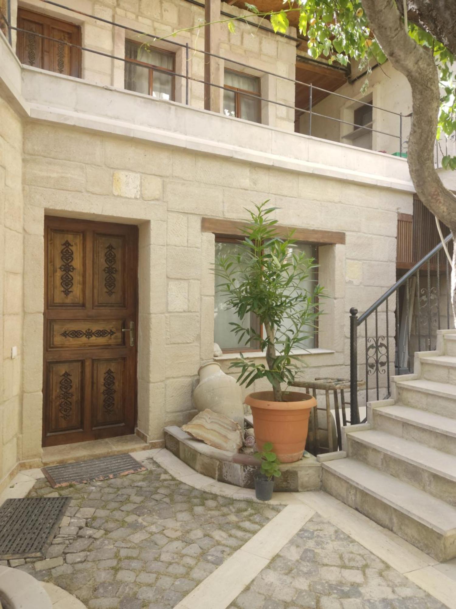 Luwian Stone House Hotel Goreme Bagian luar foto