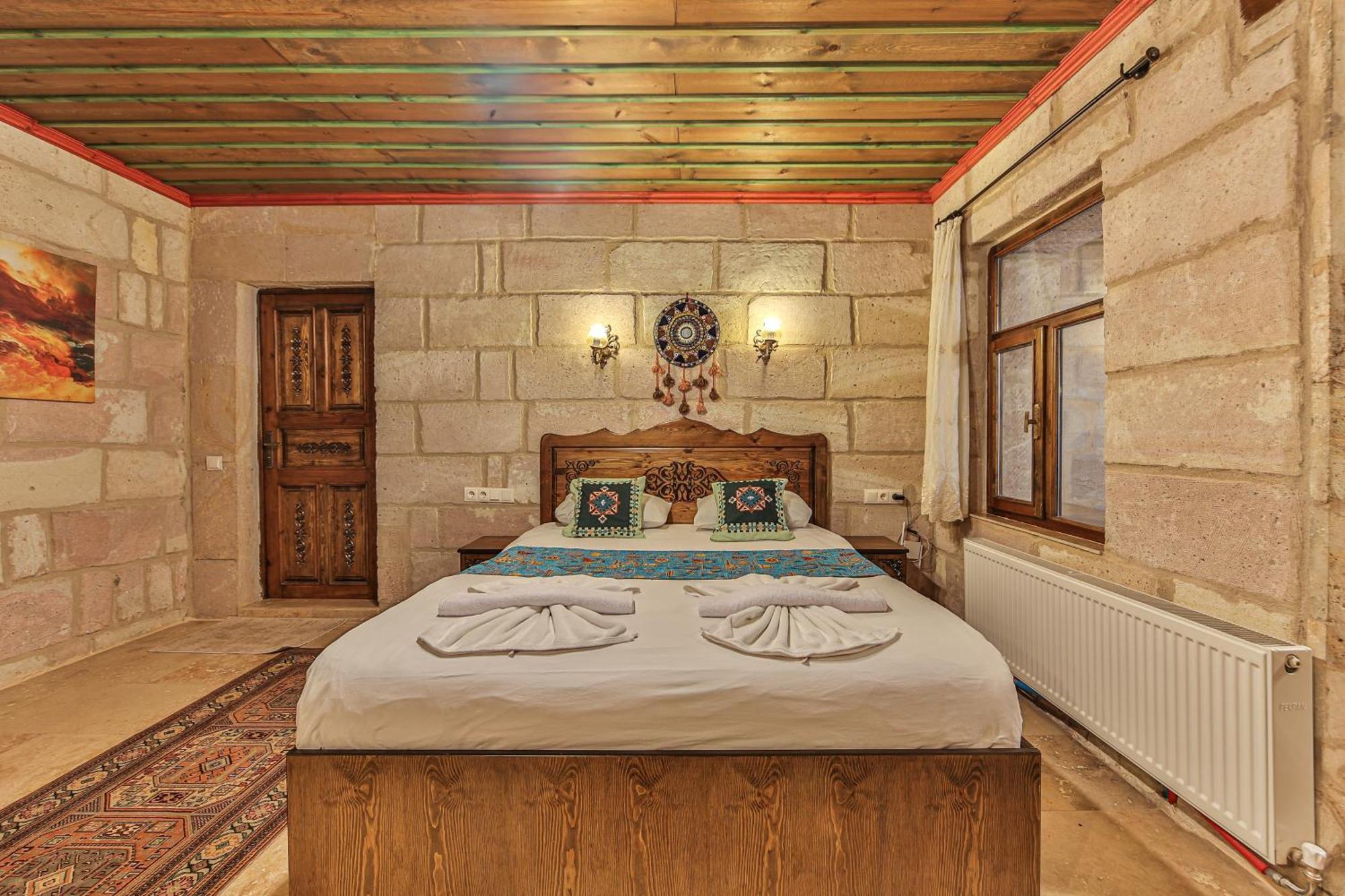 Luwian Stone House Hotel Goreme Bagian luar foto