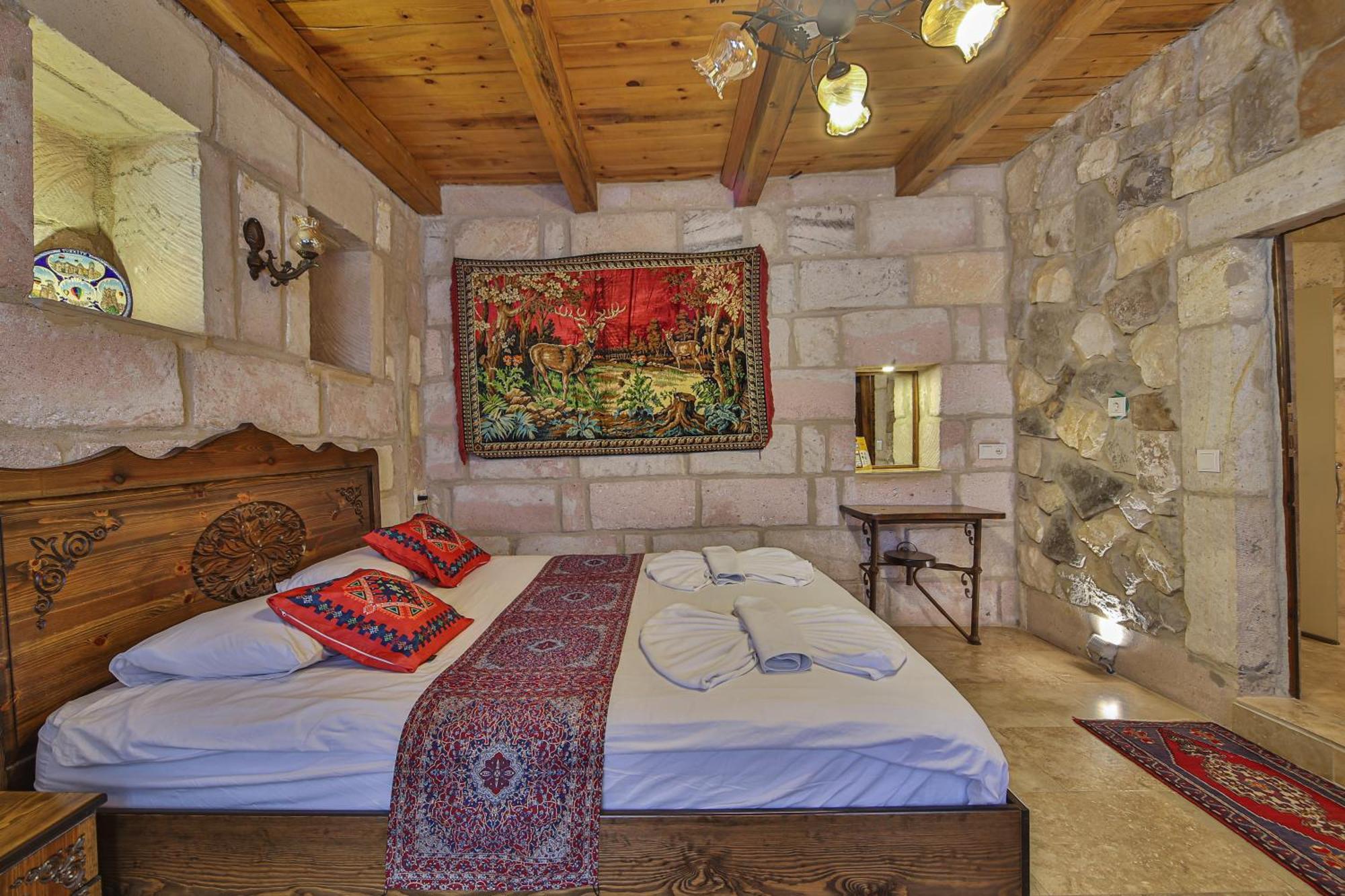 Luwian Stone House Hotel Goreme Bagian luar foto