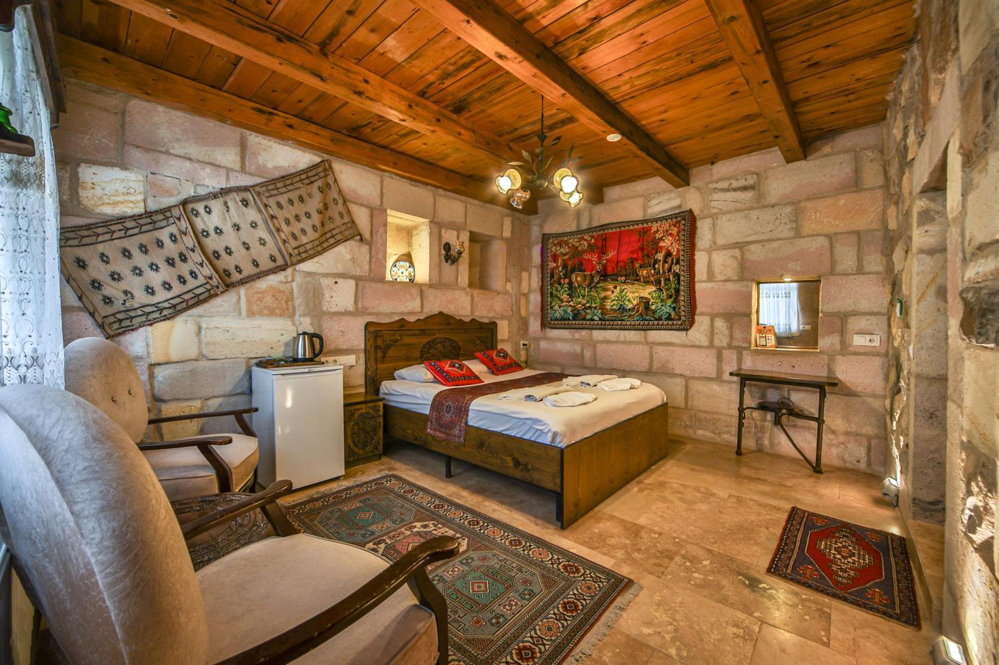 Luwian Stone House Hotel Goreme Bagian luar foto