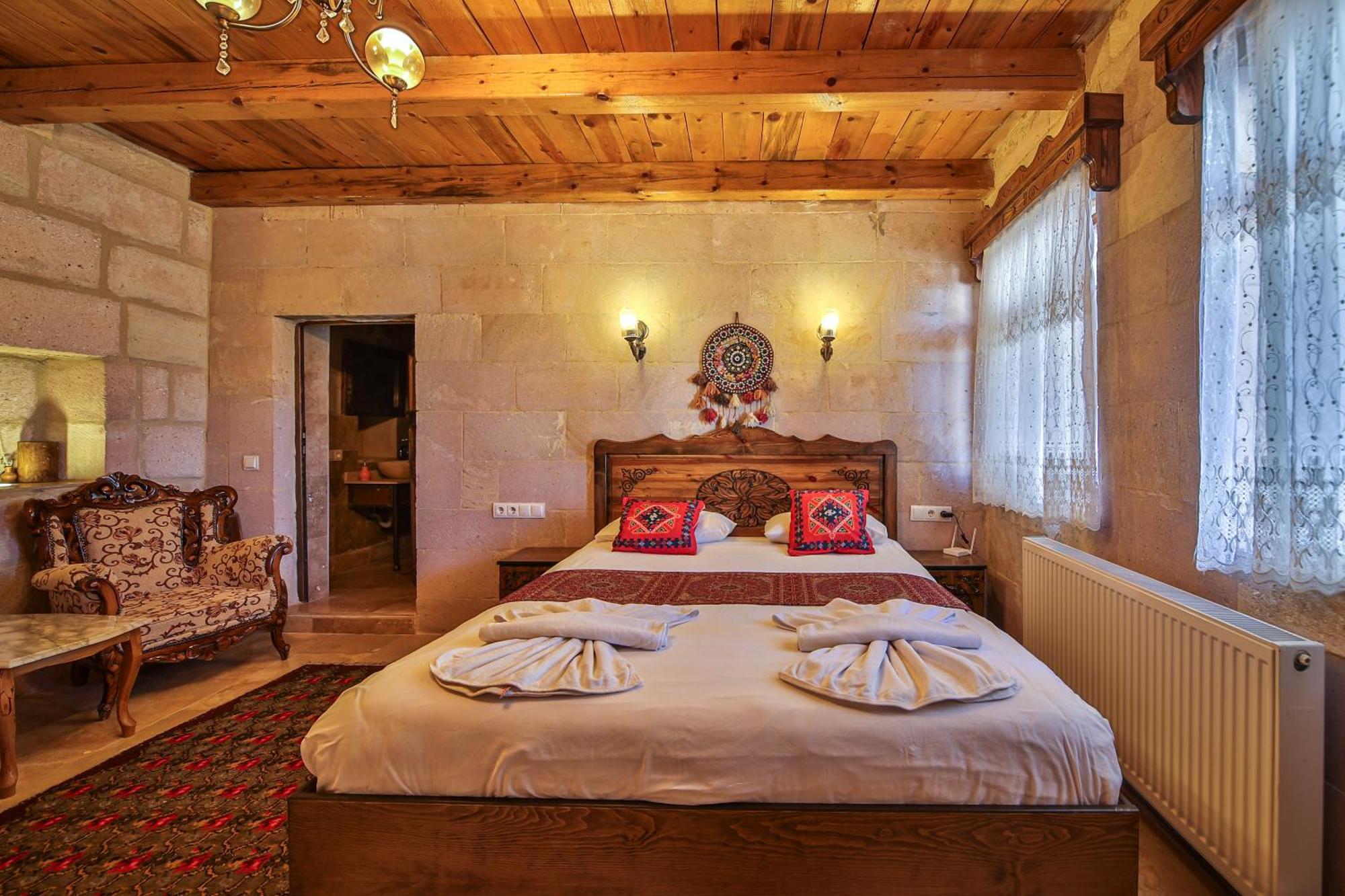 Luwian Stone House Hotel Goreme Bagian luar foto