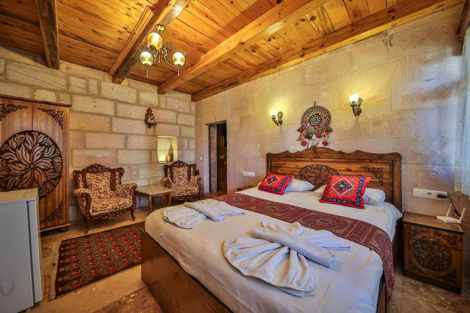 Luwian Stone House Hotel Goreme Bagian luar foto