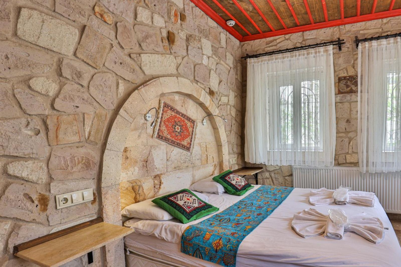 Luwian Stone House Hotel Goreme Bagian luar foto