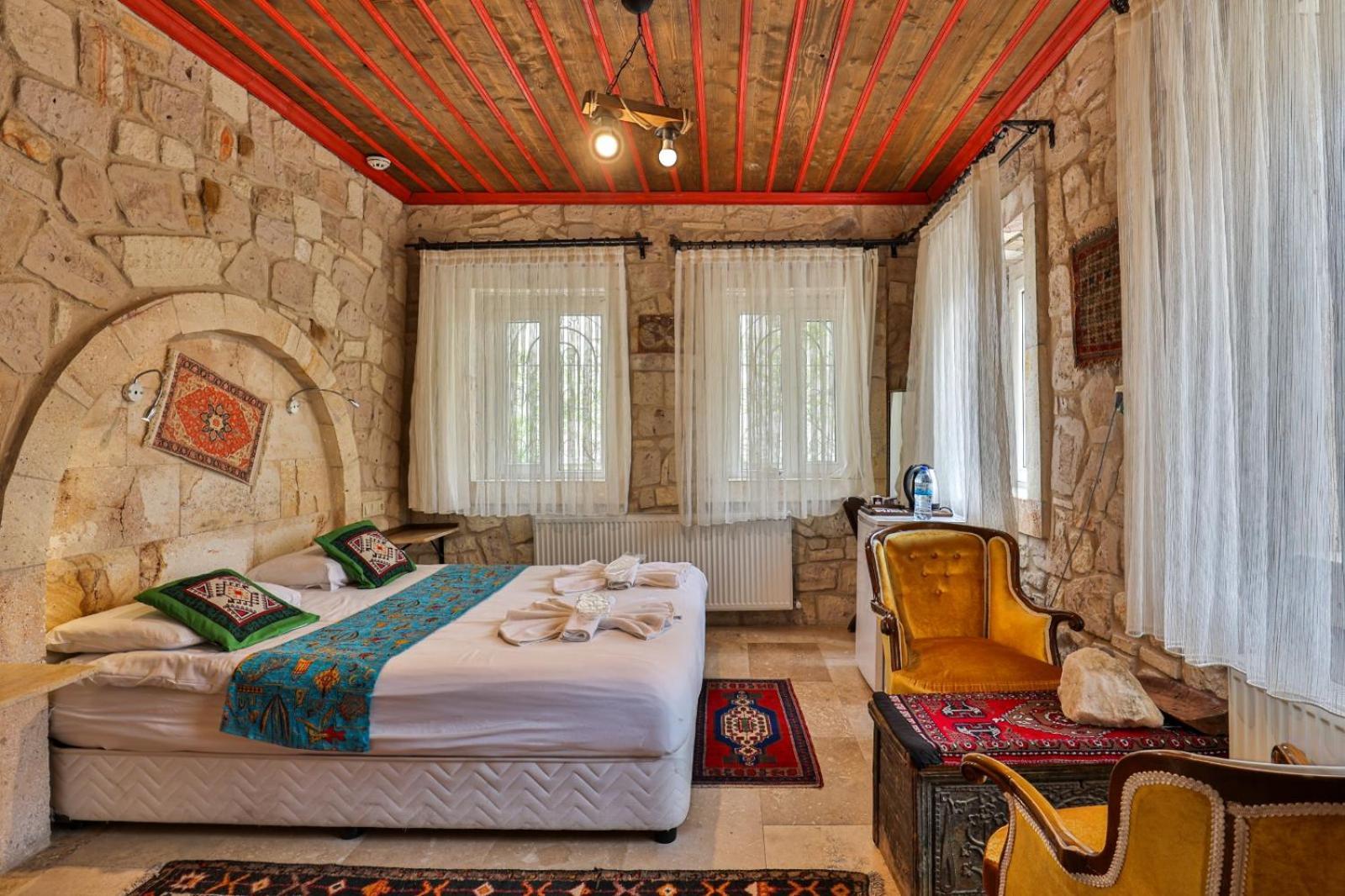 Luwian Stone House Hotel Goreme Bagian luar foto